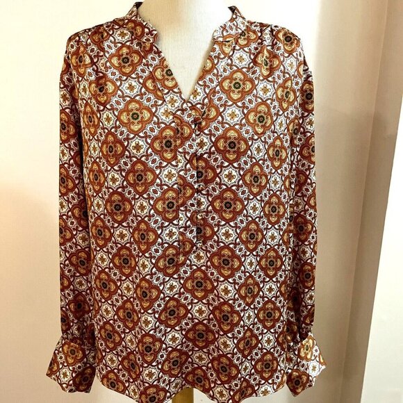 Ryegrass Women's Button Up Blouse Tunic Size L Button Cuffs MOD Paisley Print - Picture 1 of 13